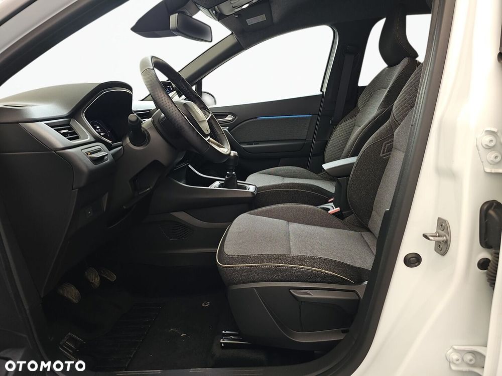 Renault Captur - 31