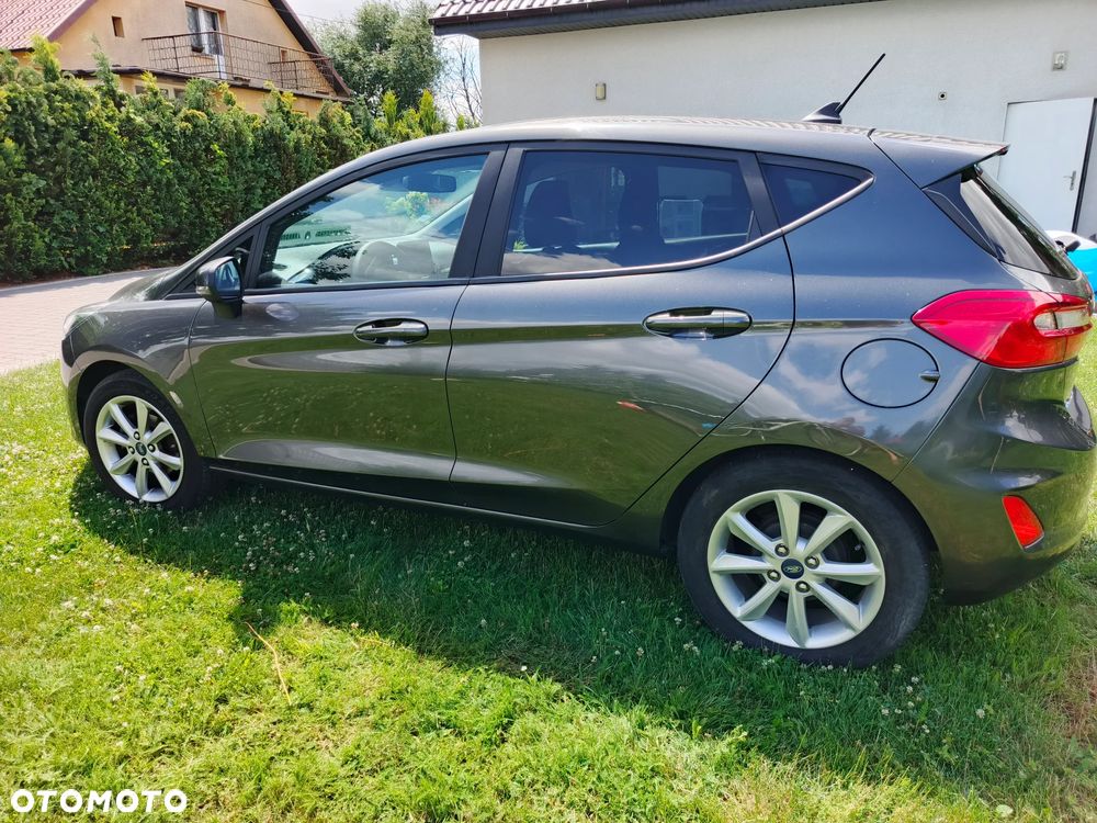 Ford Fiesta - 2