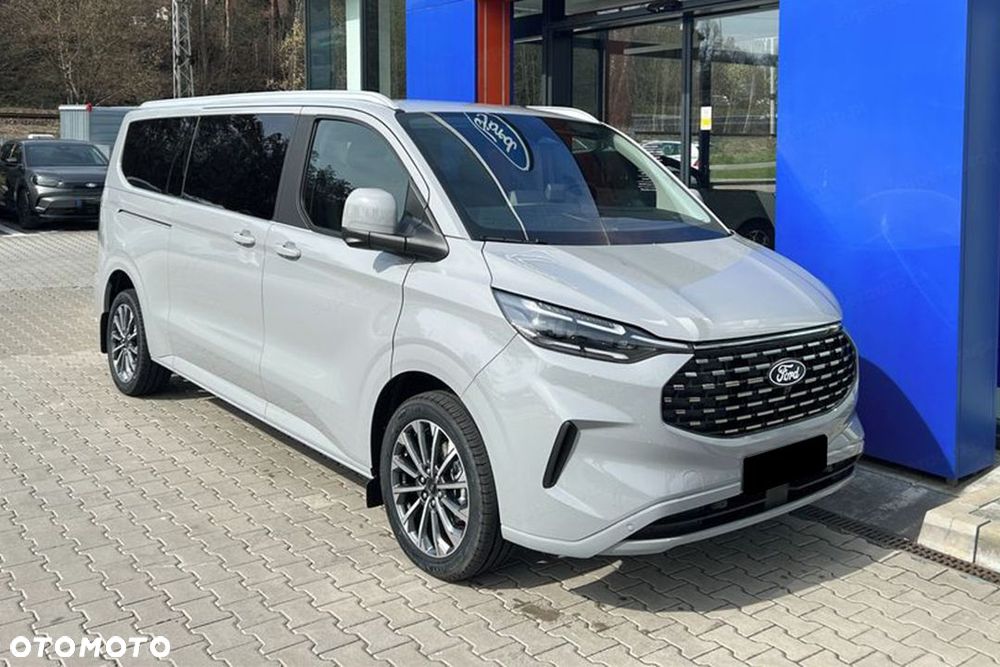Ford Tourneo Custom - 3