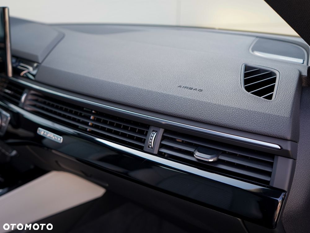 Audi RS5 Coupé Quattro Tiptronic - 25