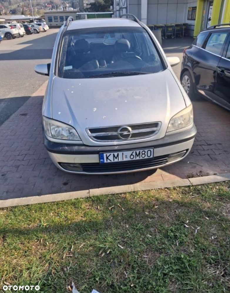 Opel Zafira 1.8 16V Comfort - 4