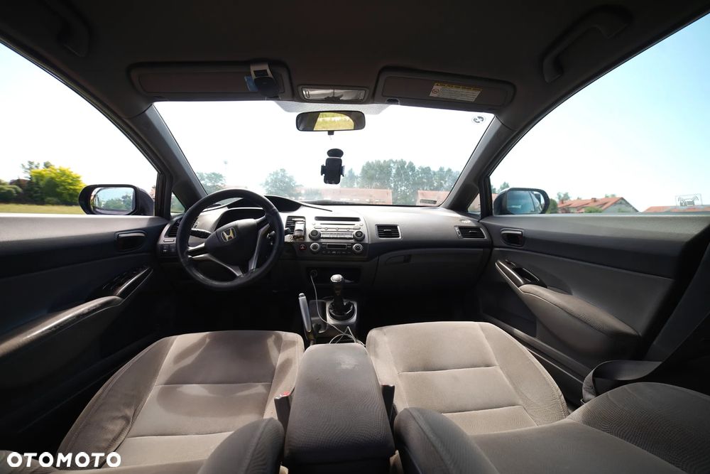 Honda Civic 1.8 Comfort - 21