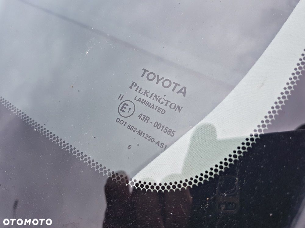 Toyota Avensis 2.0 VVT-i Executive - 9