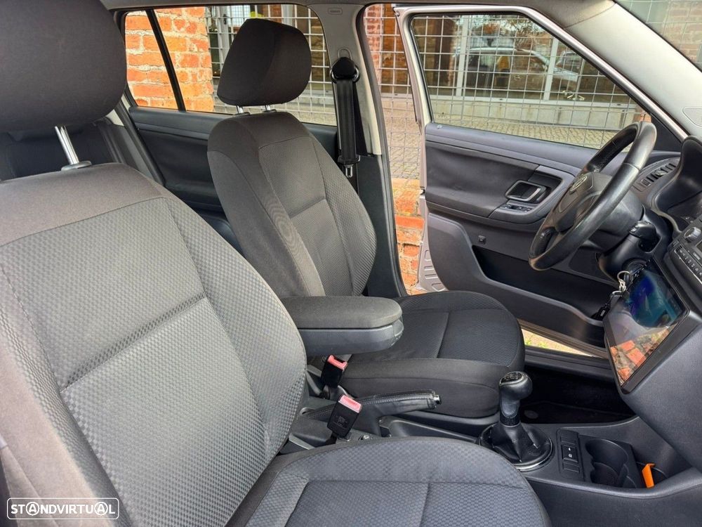 Skoda Fabia Break 1.2 TSi Active Plus - 10