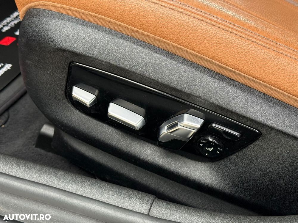 BMW Seria 5 520d Aut. Sport Line - 13