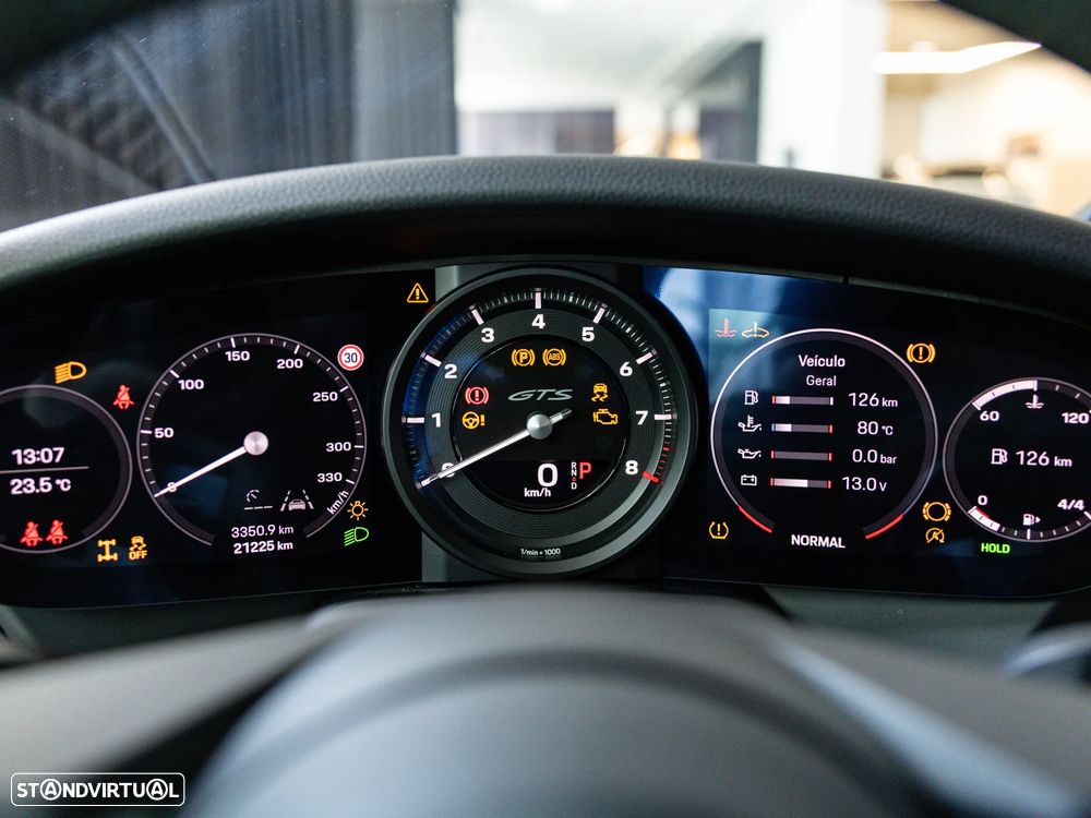 Porsche 911 (992) Carrera 4 GTS PDK - 31