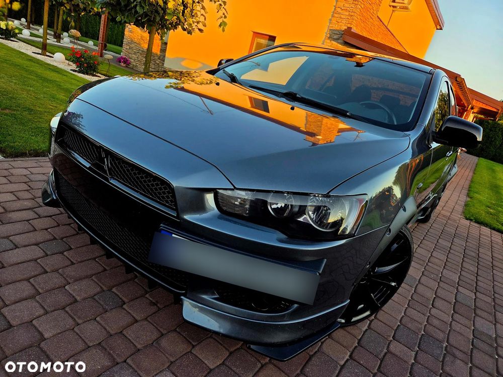 Mitsubishi Lancer - 1