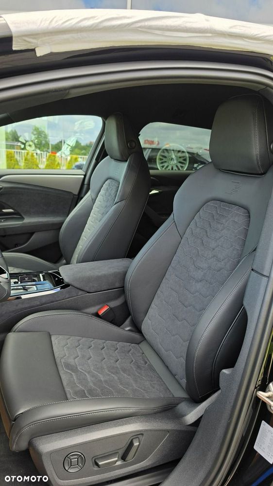 Audi A6 Avant e-tron quattro - 8