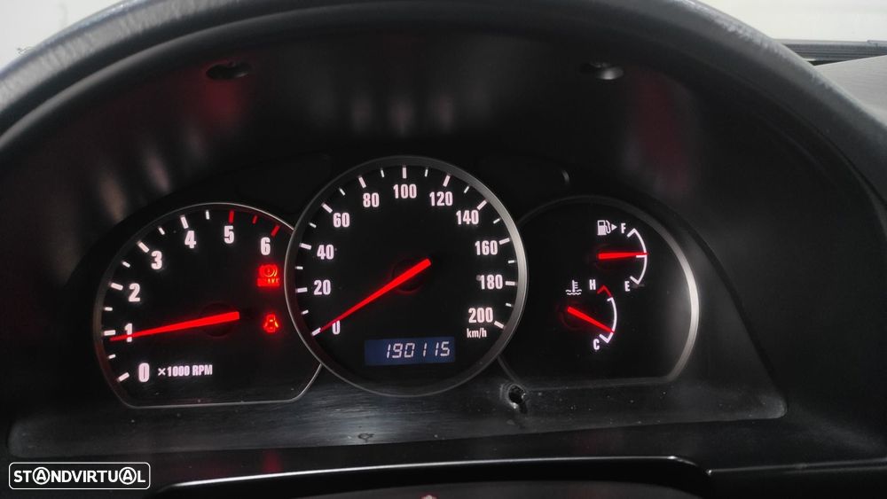 Suzuki Grand Vitara XL-7 2.0 HDi - 29