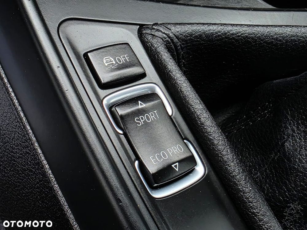 BMW Seria 1 116d EfficientDynamics Edition Sport Line - 18