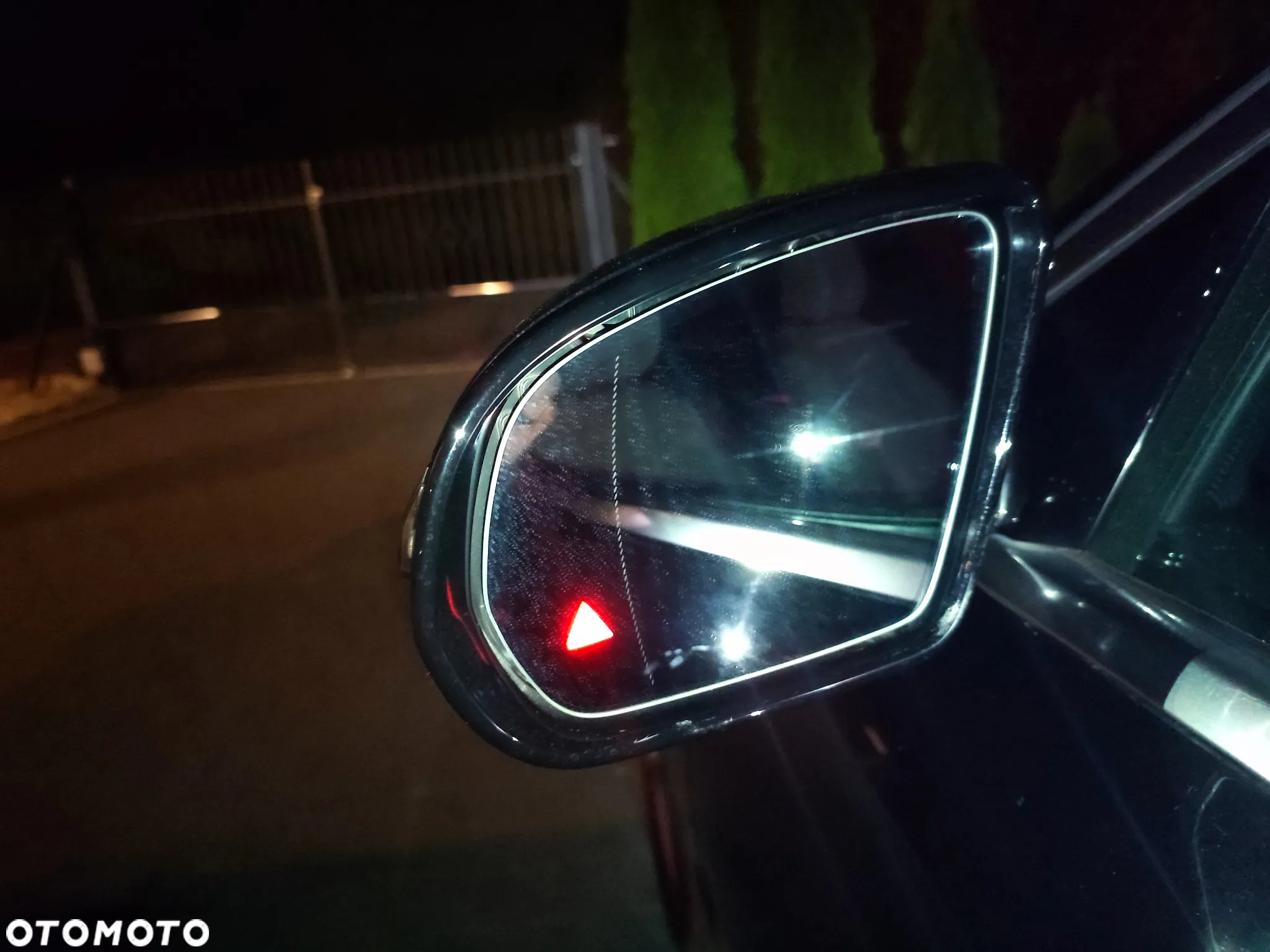 Mercedes-Benz Klasa E 220 d 4-Matic Business Edition 9G-TRONIC - 33