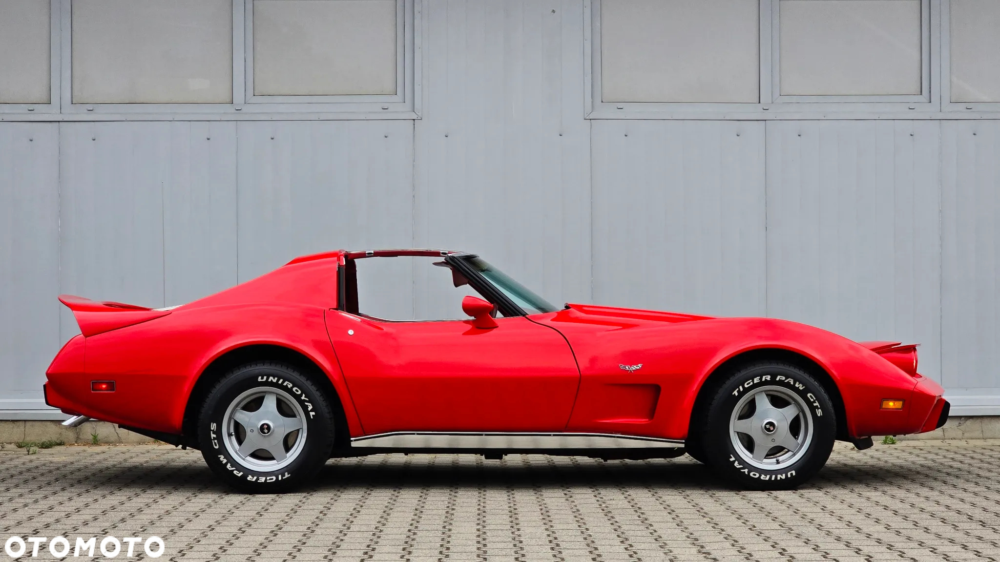 Chevrolet Corvette - 6