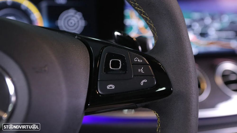 Mercedes-Benz E 63 AMG S 4-Matic+ - 30