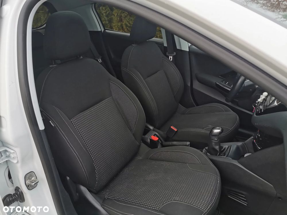 Peugeot 208 Blue-HDi 100 Stop&Start Style - 29