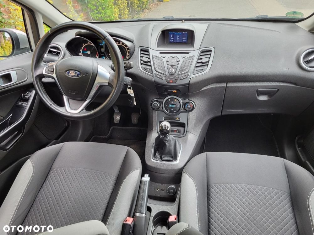 Ford Fiesta - 8