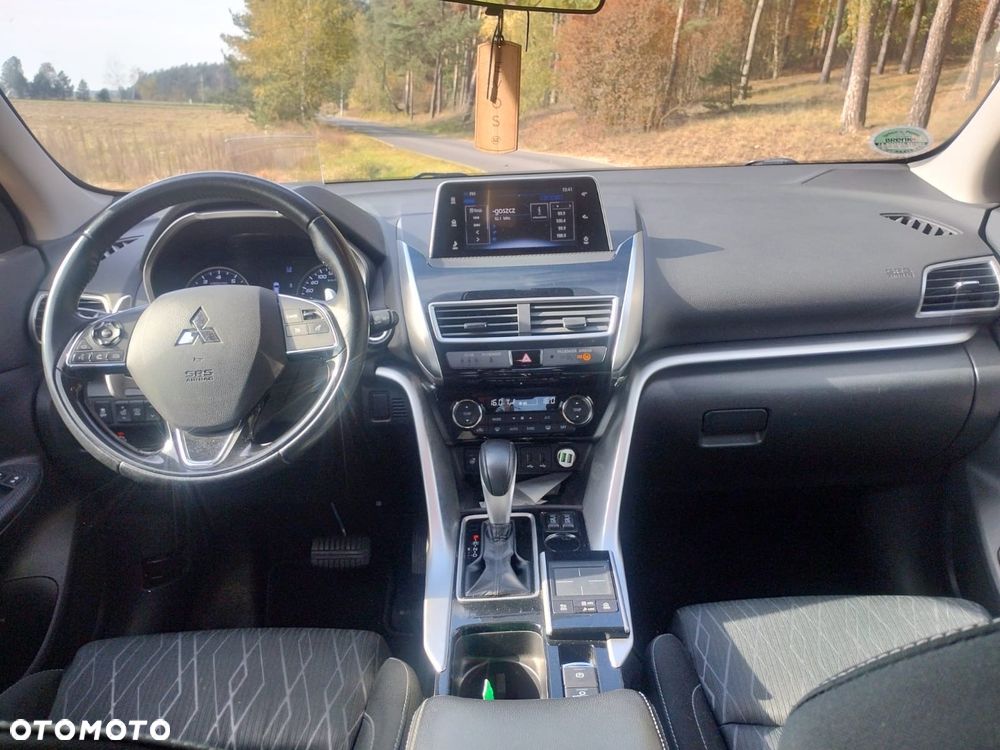 Mitsubishi Eclipse Cross - 5