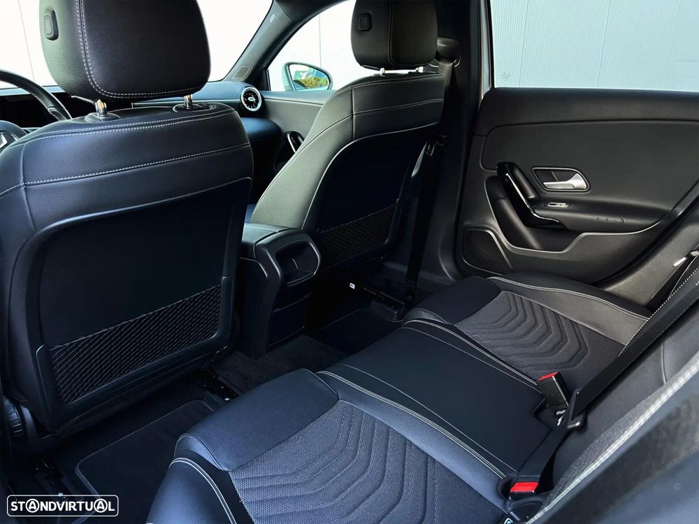 Mercedes-Benz A 180 Limousine d Business Solutions Aut. - 34