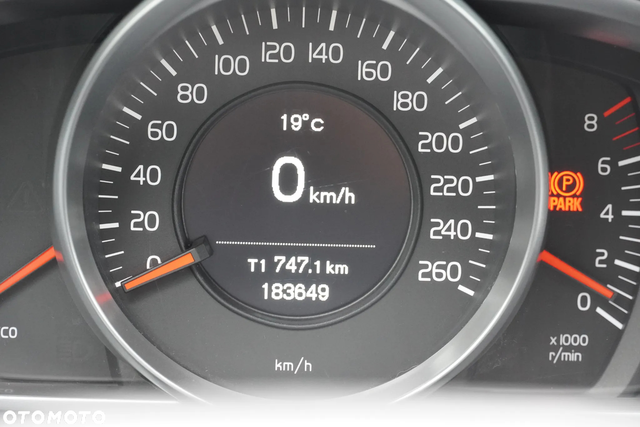 Volvo V40 T2 Kinetic - 14