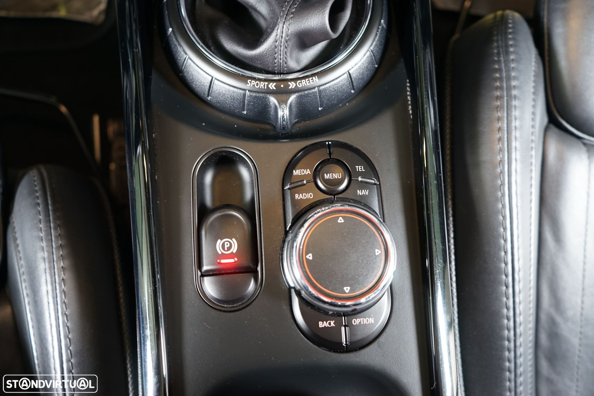 MINI Clubman Cooper SD Auto Desportiva - 31
