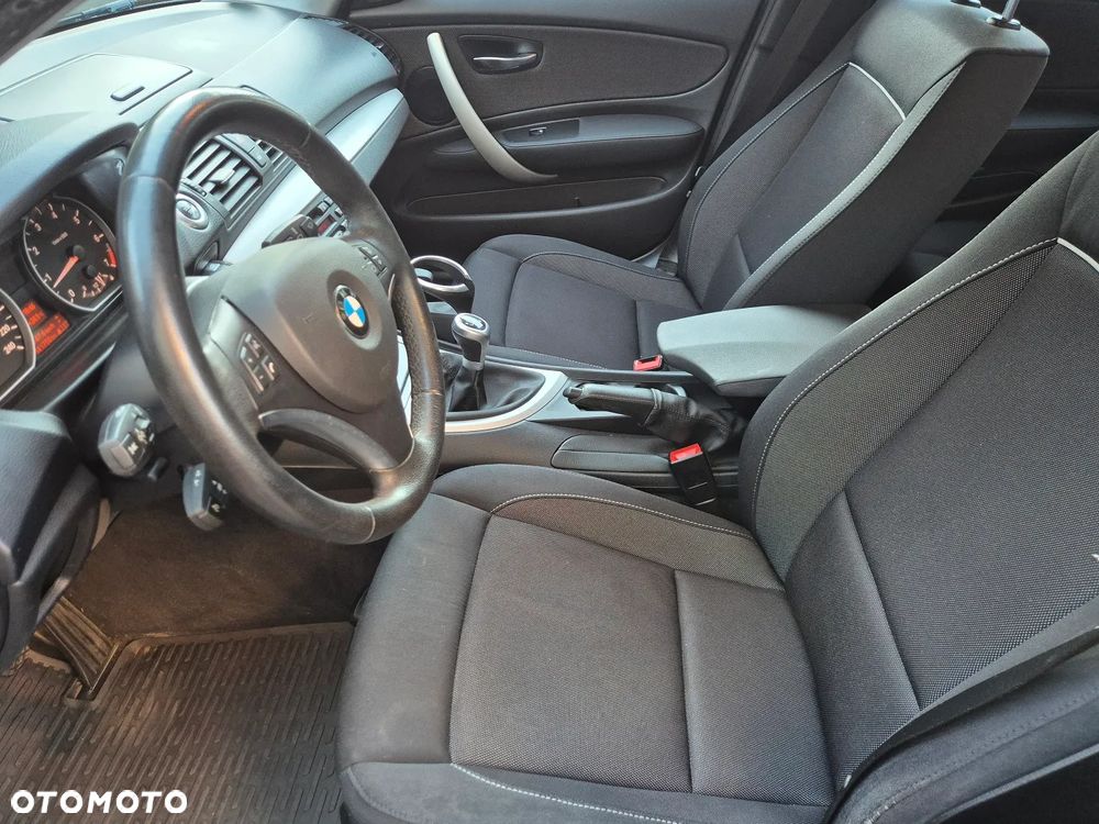BMW Seria 1 - 16