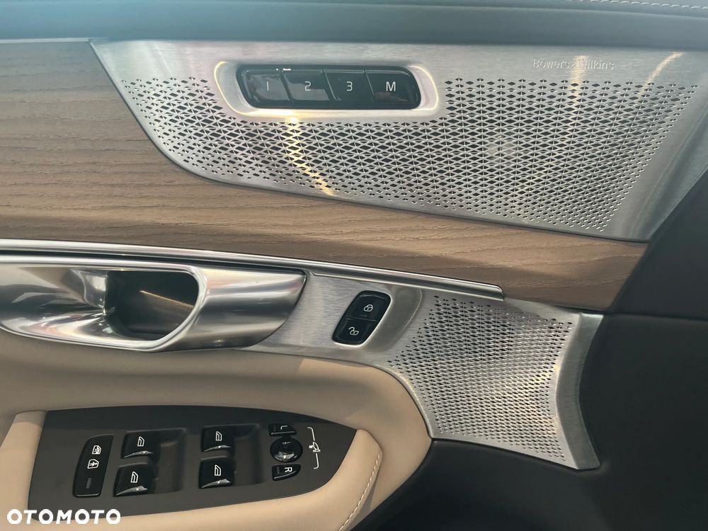 Volvo XC 90 B5 B AWD Ultra Bright 7os - 13