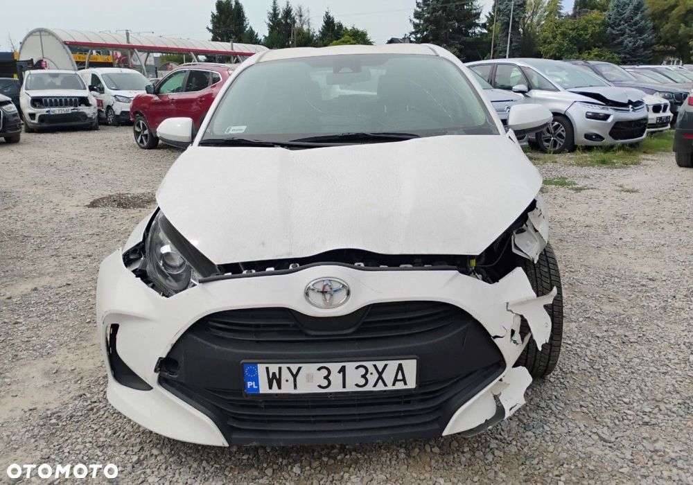Toyota Yaris - 11