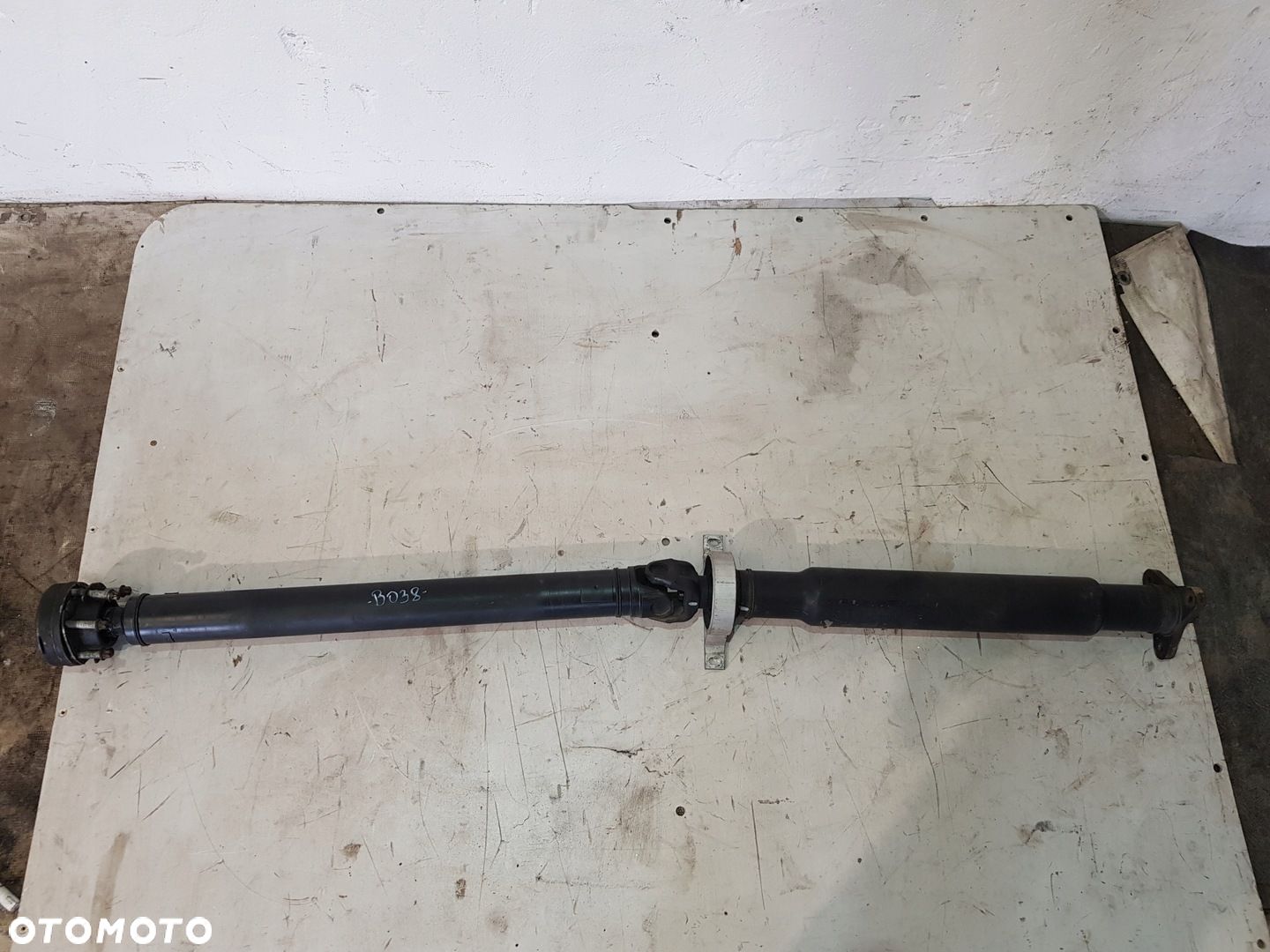 WAŁ NAPĘDOWY 7573496-01 BMW E60 E61 LCI EU 3.0D XDRIVE AUTOMAT - 1