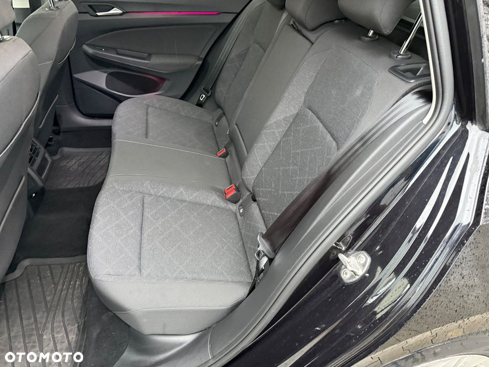 Volkswagen Golf - 23