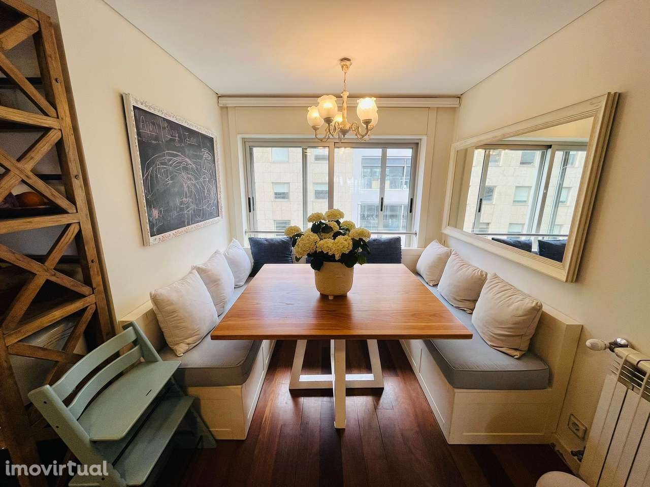 Fully Furnished Oceanfront Apartment in Matosinhos (T4) - for rent - Grande imagem: 2/5