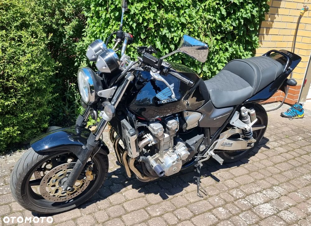 Honda CB - 7