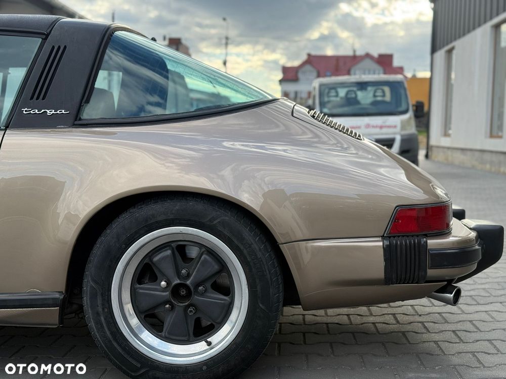 Porsche 911 - 7