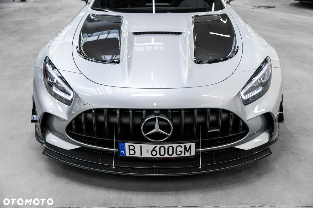 Mercedes-Benz AMG GT - 15