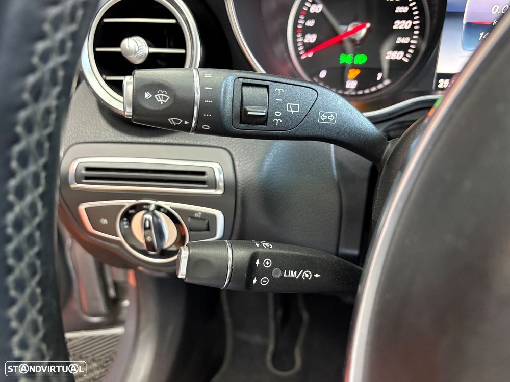 Mercedes-Benz C 220 d 4Matic Station 7G-TRONIC AMG Line - 45
