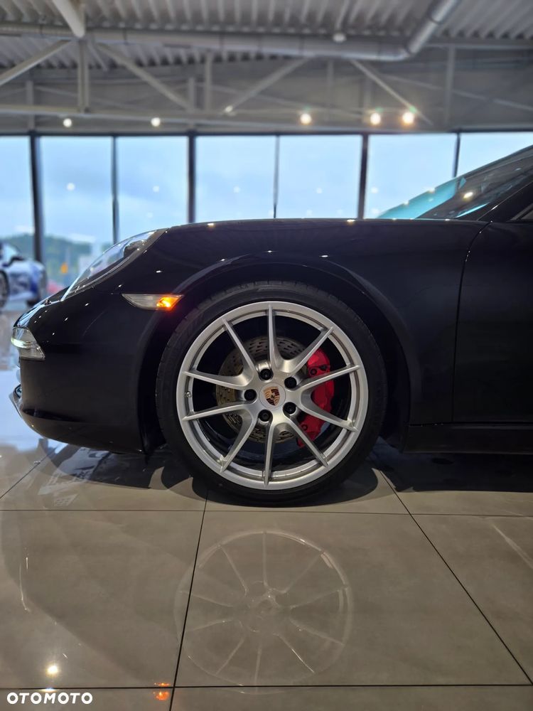 Porsche 911 Carrera S PDK - 15