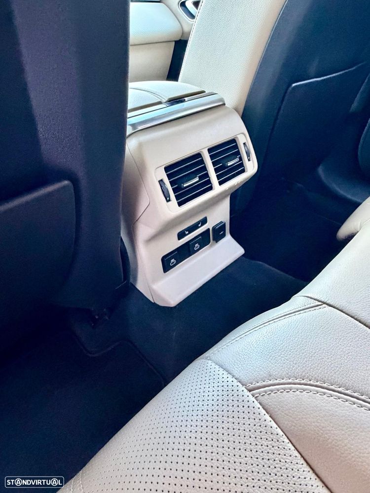 Land Rover Range Rover Velar 2.0 P400e AWD R-Dynamic SE - 10