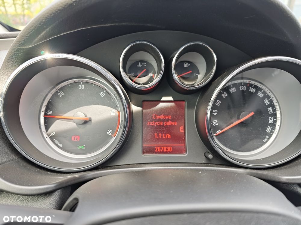 Opel Insignia - 6