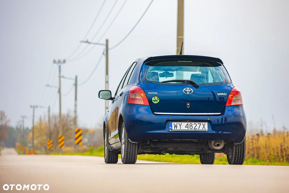 Toyota Yaris - 9