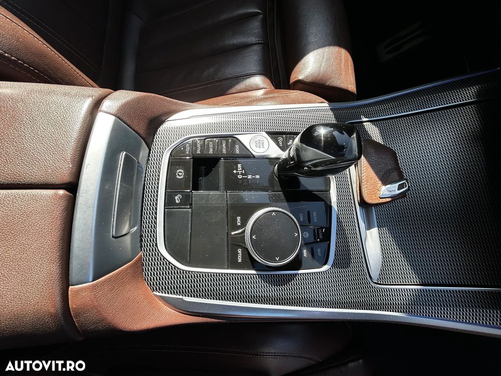 BMW X5 xDrive30d - 27