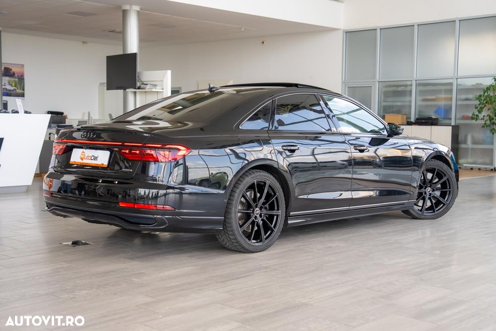 Audi A8 - 12
