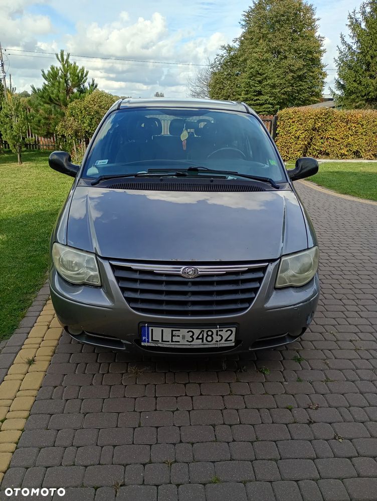Chrysler Voyager 2006 photo 3