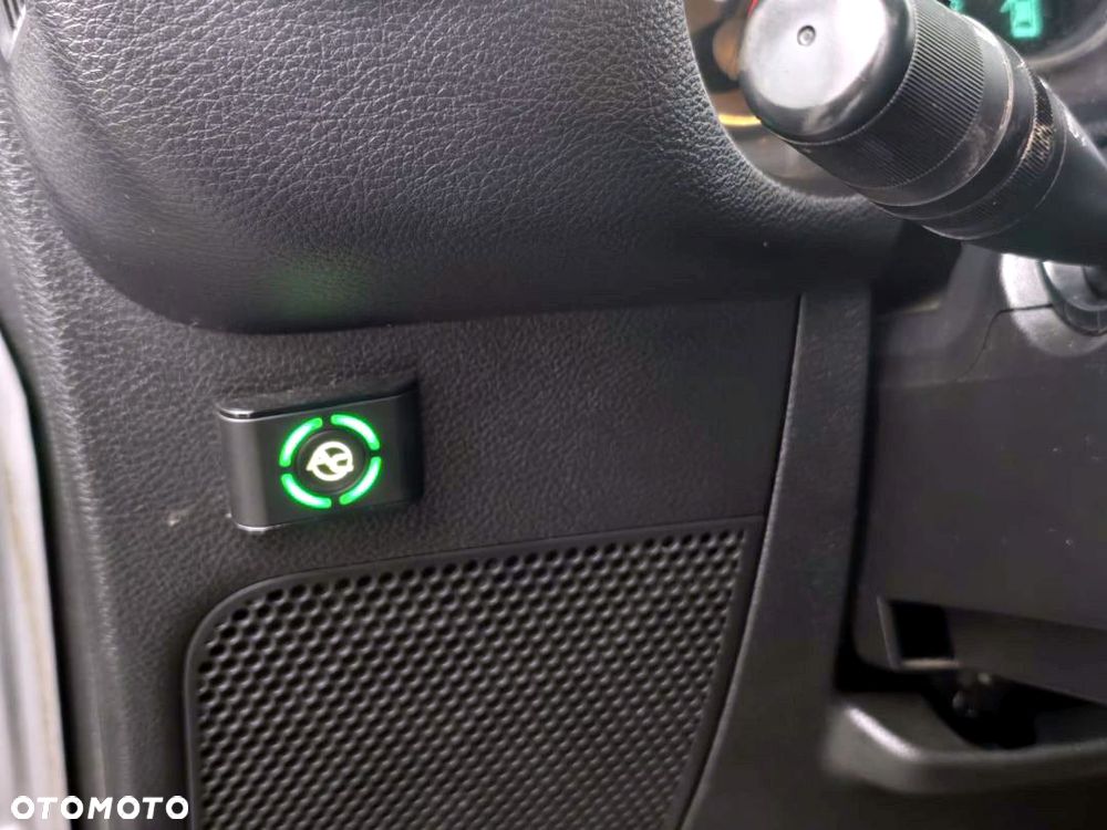 Jeep Wrangler 3.6 Unlim Sahara - 32