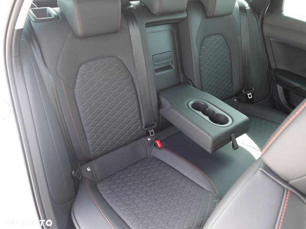 Seat Leon 1.5 eTSI ACT OPF DSG FR - 8