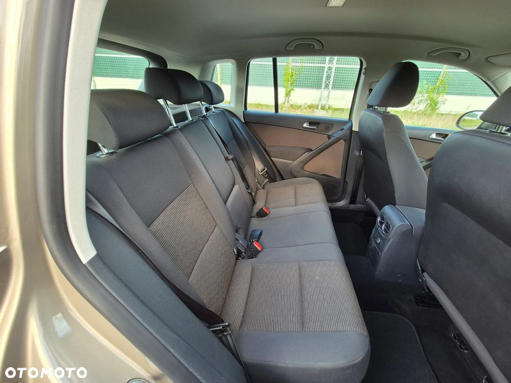 Volkswagen Tiguan 2.0 TDI BlueMot Trend&Fun - 25