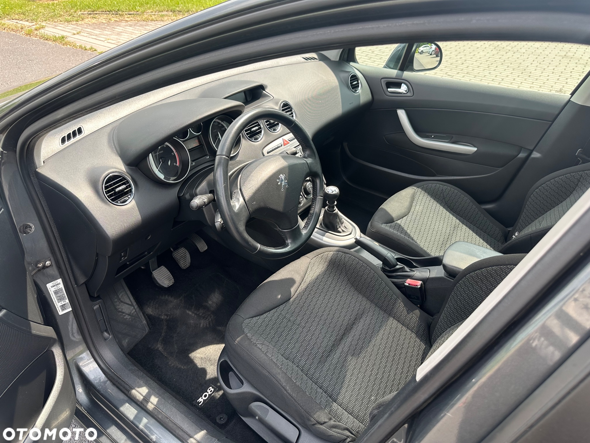 Peugeot 308 HDi FAP 110 Premium - 10