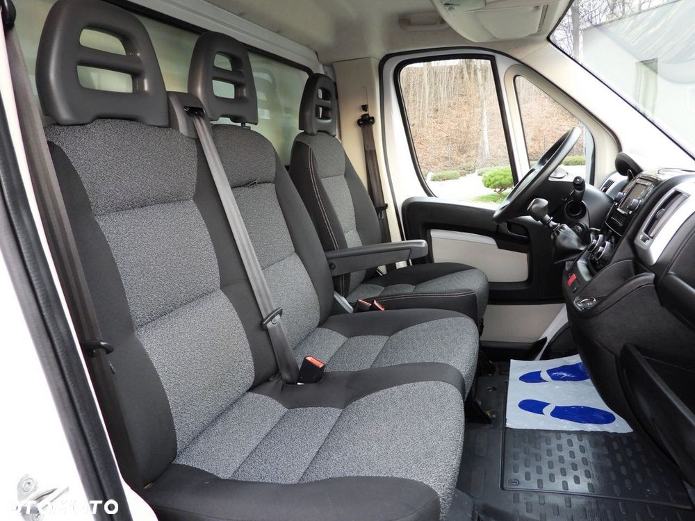 Fiat DUCATO KONTENER WINDA 8 PALET TEMPOMAT NAWIGACJA LEDY KLIMATYZACJA  130KM - 40