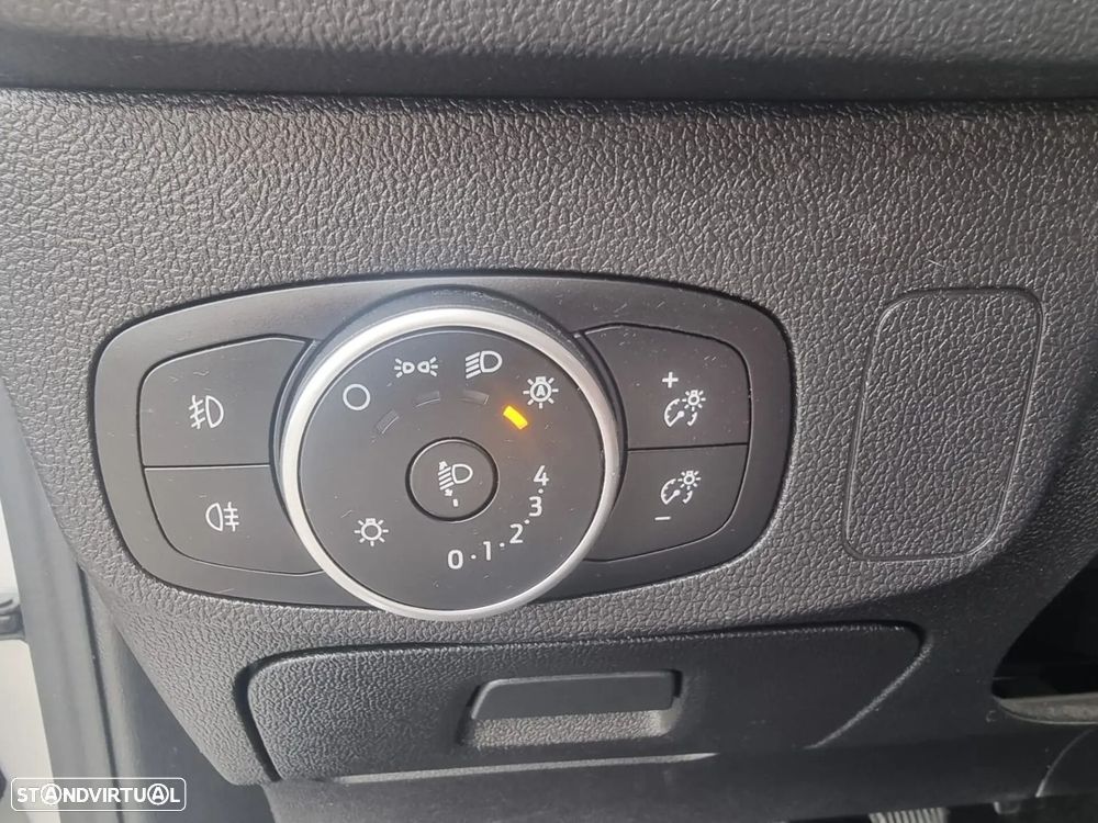 Ford Focus SW - 17