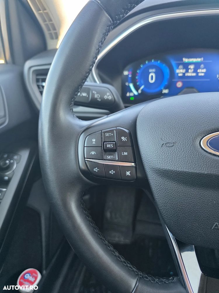 Ford Focus 1.5 EcoBlue Titanium X - 24