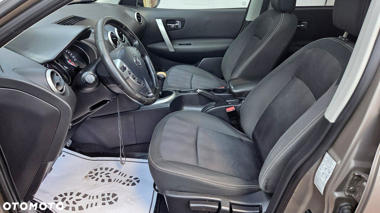 Nissan Qashqai - 17