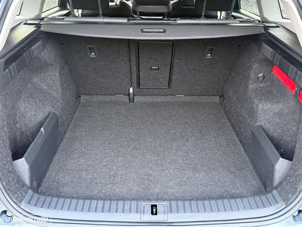 Skoda Enyaq iV 60 - 50