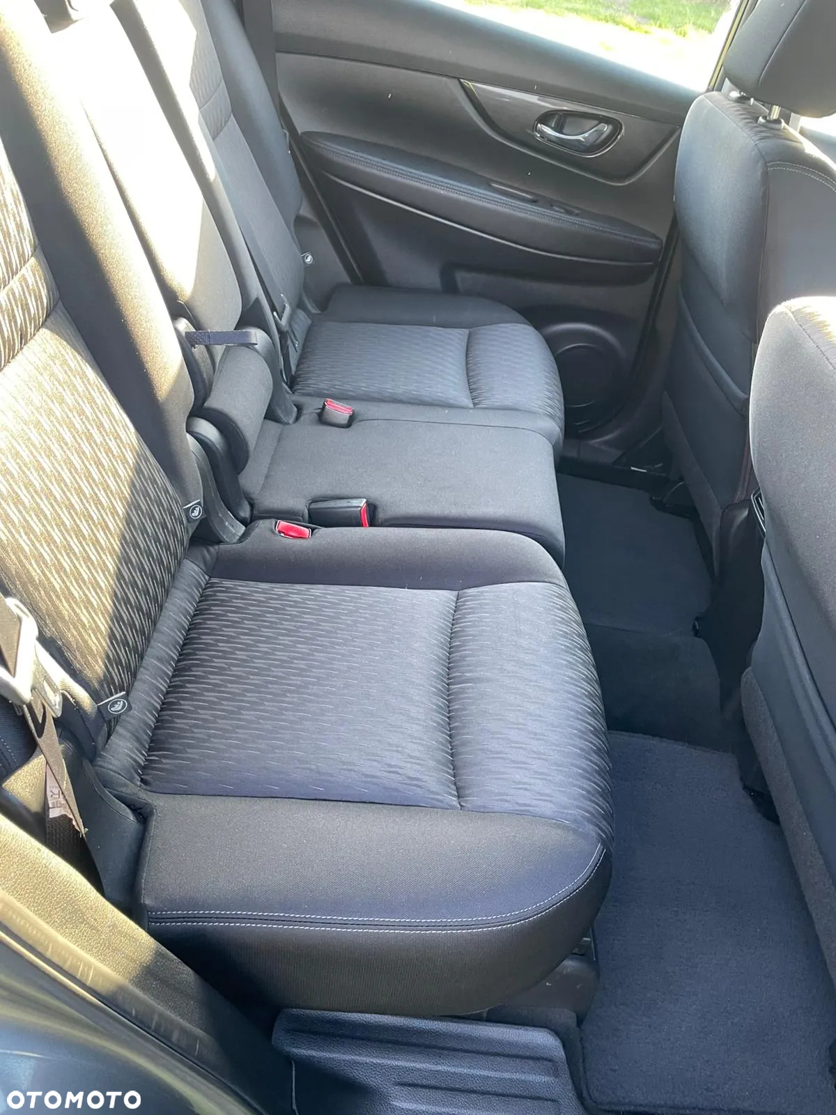 Nissan Rogue - 20